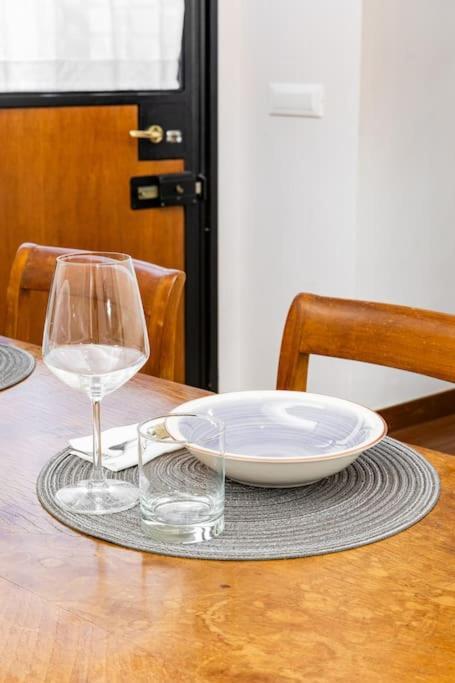 Bottega Augustea Duplex Apartment In Monti Rom Exterior foto