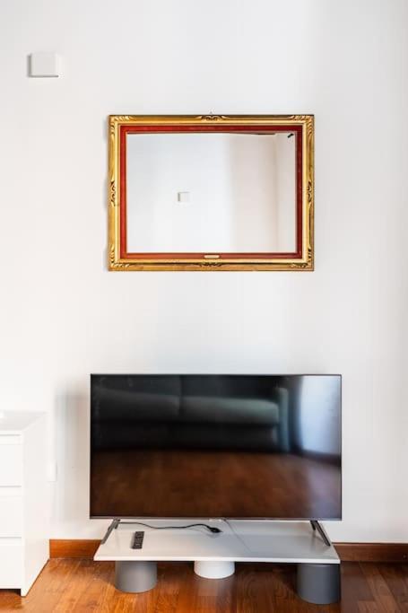Bottega Augustea Duplex Apartment In Monti Rom Exterior foto